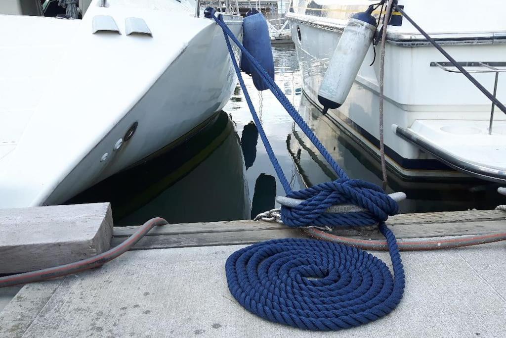 Amazing Flat In Classic Sailing Boat In Botel Barcellona