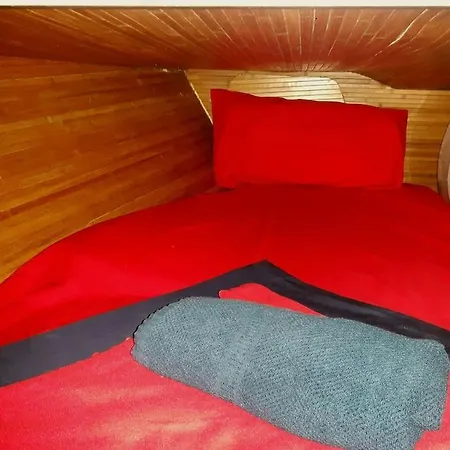 Amazing Flat In Classic Sailing Boat In Barcelona Exterior photo