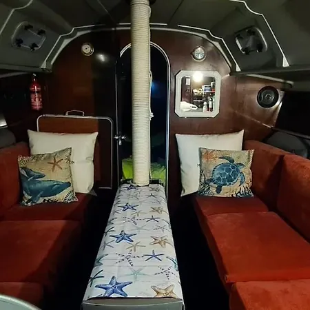 Amazing Flat In Classic Sailing Boat In Barcelona Exterior photo